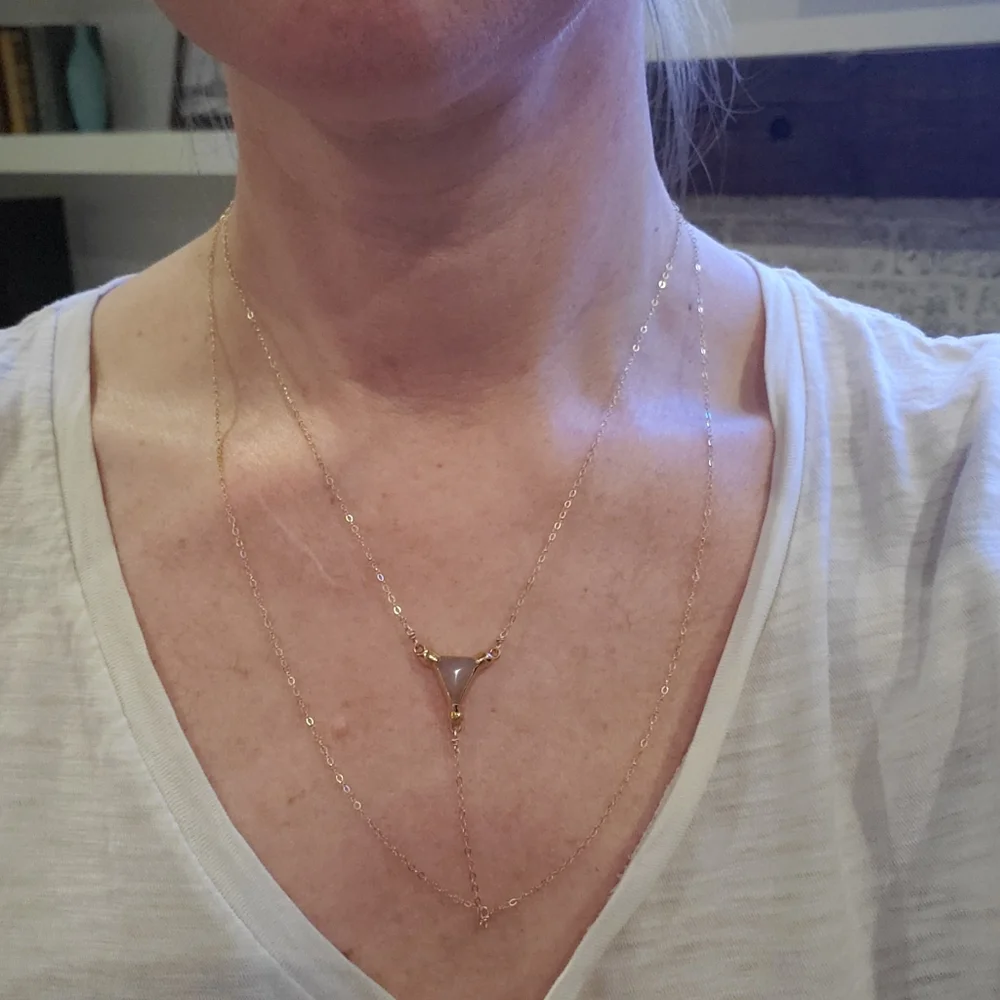 NWOT Gold necklace - Picture 3 of 5